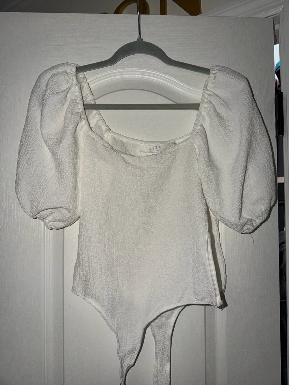 ASTR The Label White Puff Sleeve Bodysuit Square Neck Textured XS